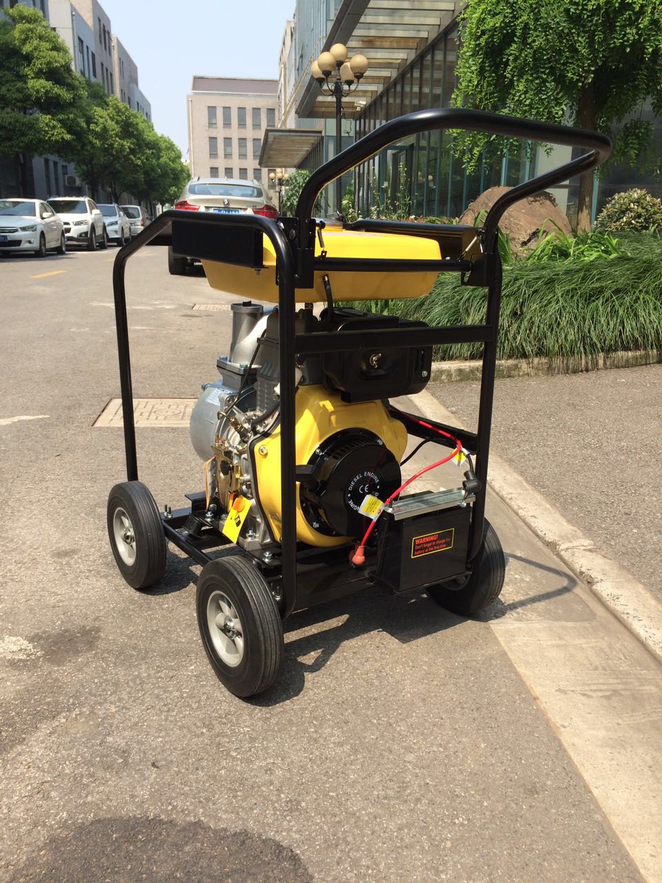 伊藤應(yīng)急可移動(dòng)式四寸電啟動(dòng)柴油泵 伊藤應(yīng)急可移動(dòng)式四寸電啟動(dòng)柴油泵